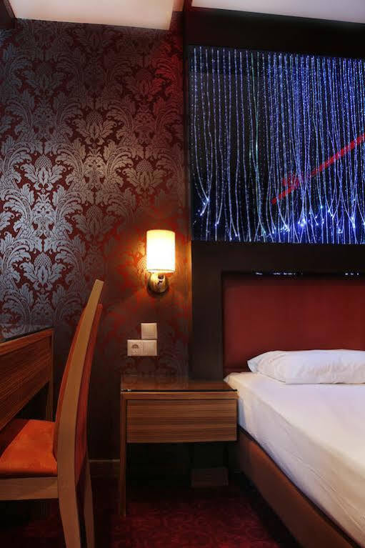 Lacoba Hotel (Adults Only) Atenas Exterior foto