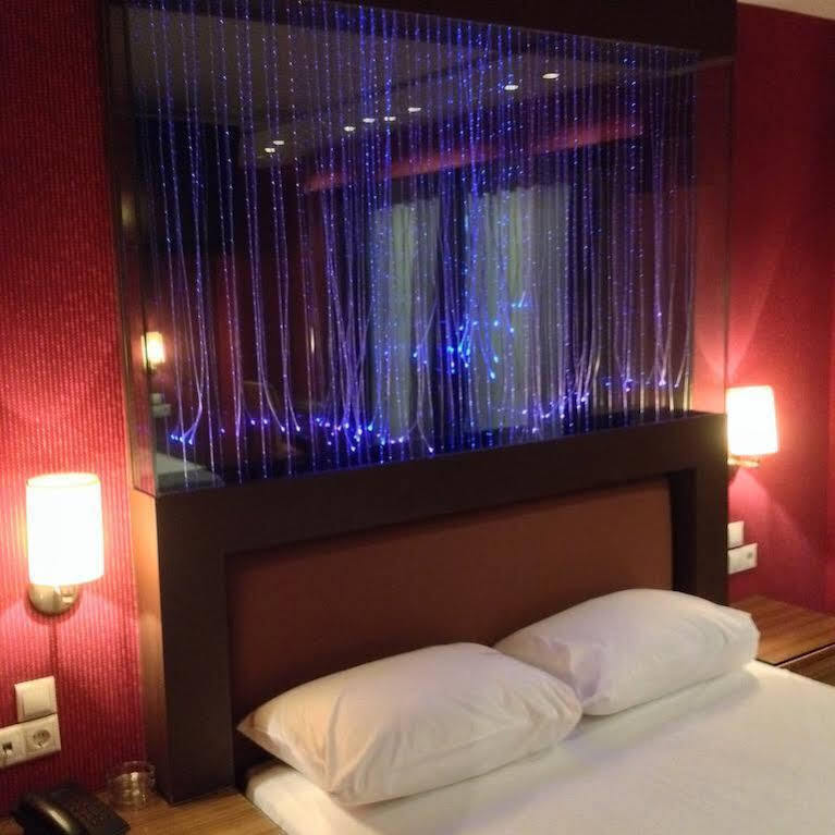 Lacoba Hotel (Adults Only) Atenas Exterior foto